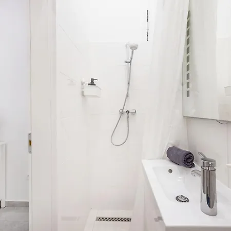 Walk To Vaci Street - Live In Lux Designer Apt W/ Amazing Views Apartment *